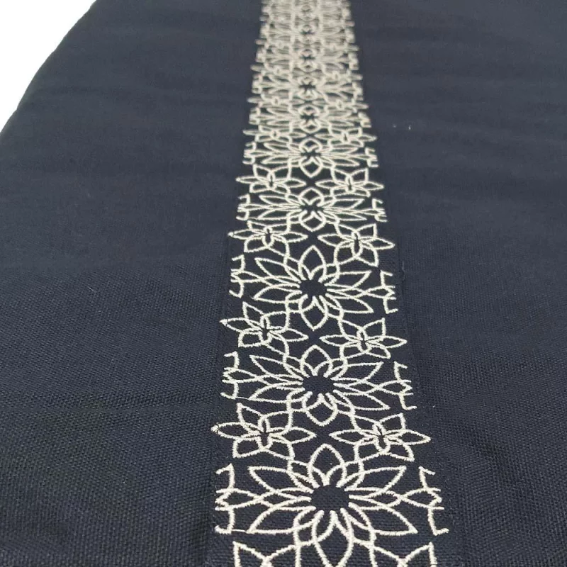 Zabuton Meditationsmatte in Blau - Bio, GOTS-zertifiziert und vegan, ideal für Meditation und Entspannung.