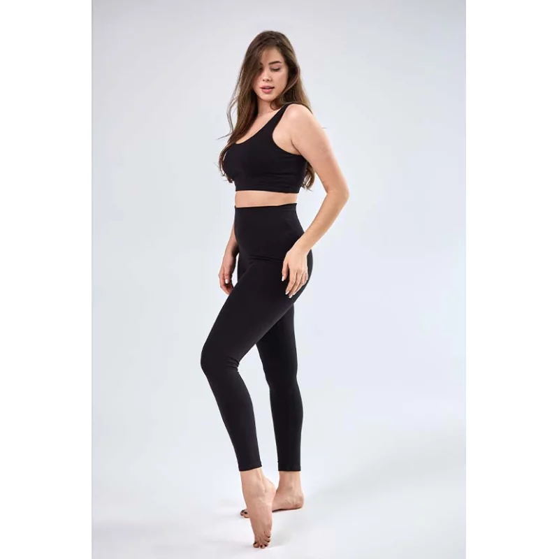 Yoga-BH in sanften Farben, Oeko-Tex zertifiziert, vegan und fair, perfekt für Yoga und Freizeitaktivitäten.