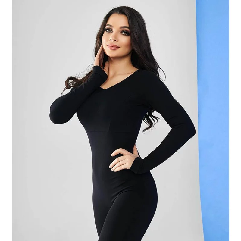 Alt-Text: Nachhaltiger Bio-Organic Yoga Jumpsuit Mercury5 in sanften Farben, perfekt für Yoga und umweltbewusste Lebensstile.