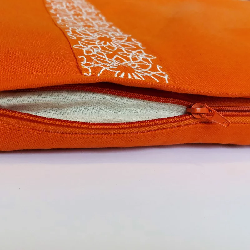 Meditationsmatte Zabuton in Bio-Qualität, GOTS-zertifiziert, vegan, mit komfortabler Polsterung und natürlichem Stoff in sanf