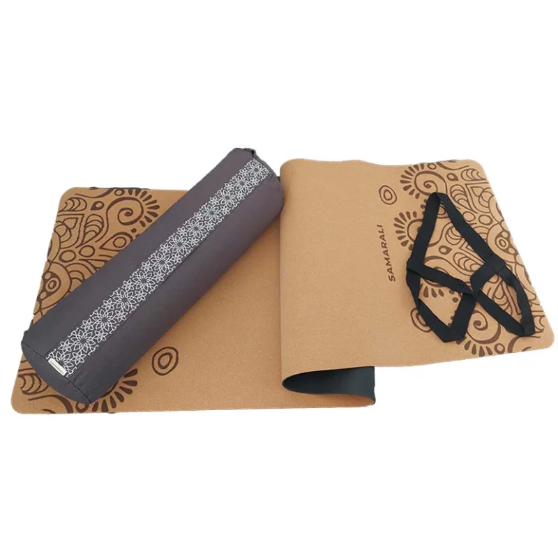 Yin Yoga Set "Sun" mit Yoga-Matte, Blöcken und Gurt in warmen Gelb- und Orangetönen, ideal für entspannende Yoga-Übungen.