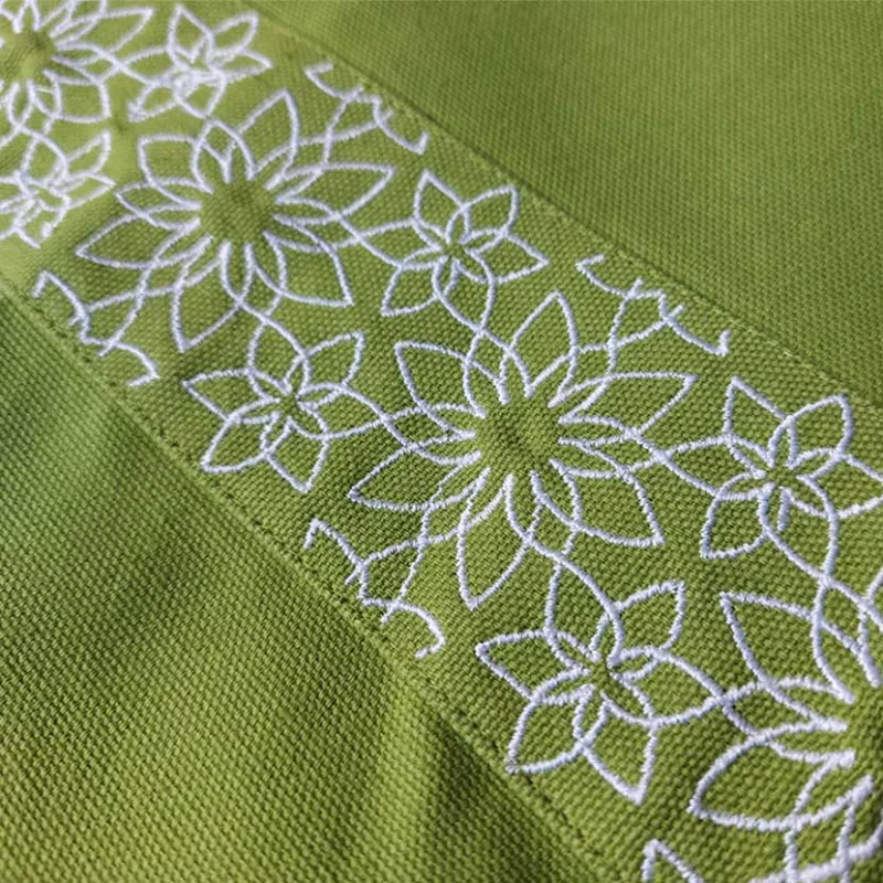 Meditationsset mit rundem Kissen in Bio-Qualität; GOTS-zertifiziertes Design für entspannende Meditation und Komfort.