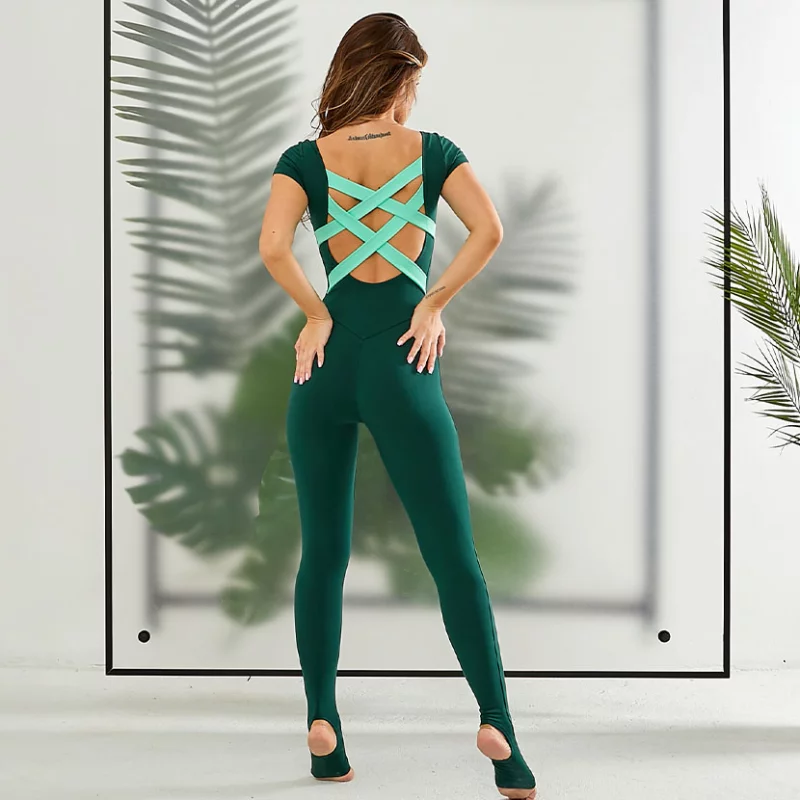 Yoga Jumpsuit Laguna in Grün, Größe XS-M, aus nachhaltigem Material, ideal für Yoga und Fitnessaktivitäten.